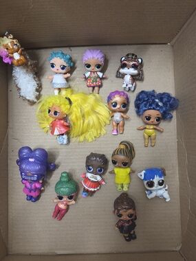L.O.L. Surprise! Dolls Lot with Whiffies Ice cream Shop